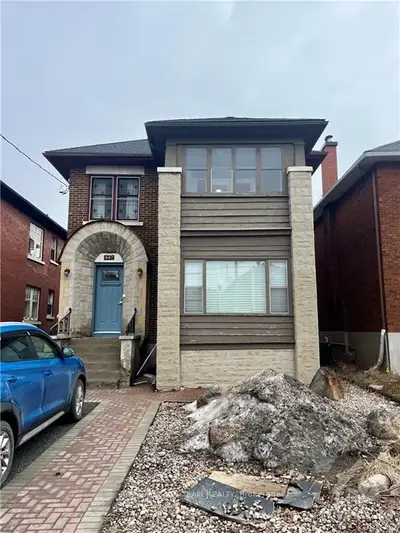 447 HOLLAND Avenue 2, Dows Lake - Civic Hospital and Area, ON K1Y 0Z4