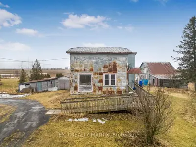 3453 County Rd 17 Road, Alfred And Plantagenet, On K0b 1a0