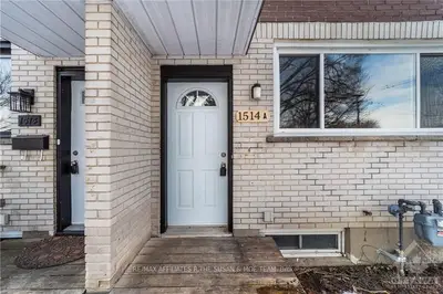 1514 A Lepage Avenue, Carlington - Central Park, On K1z 8c9