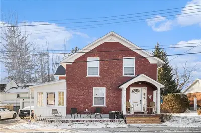 14 Augusta Street, South Dundas, On K0c 1x0