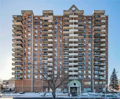 200 Lafontaine Avenue 1205, Vanier And Kingsview Park, On K1l 8k8