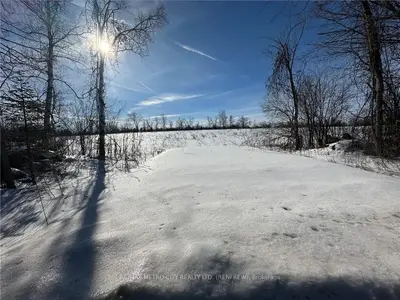 1749 Garden Of Eden Road, Whitewater Region, On K7v 3z8