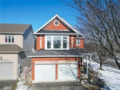1977 Schroeder Crescent, Orleans - Cumberland And Area, On K4a 4p7