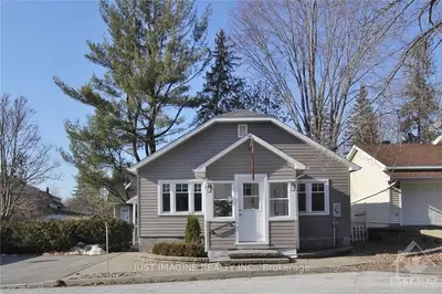 1131 Tighe Street, Manotick - Kars - Rideau Twp And Area, On K4m 0h8