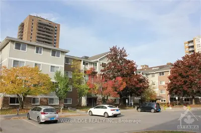 250 Brittany Drive 102, Manor Park - Cardinal Glen And Area, On K1k 4m1