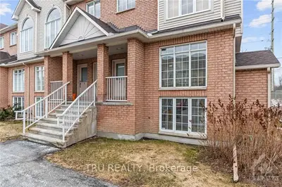 1701 BLOHM Drive 2, Hunt Club - South Keys and Area, ON K1G 6N6