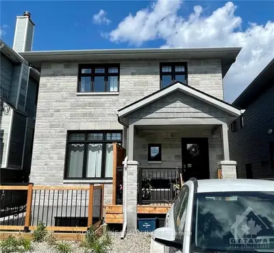 681 EDISON Avenue A, Carlingwood - Westboro and Area, ON K2A 1W2