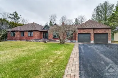 3612 Delson Drive, Orleans - Cumberland And Area, On K4b 1k5