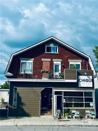 27 Marier Avenue B, Vanier And Kingsview Park, On K1l 5s6