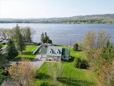 1981 LAJOIE Street, Alfred and Plantagenet, ON K0B 1J0