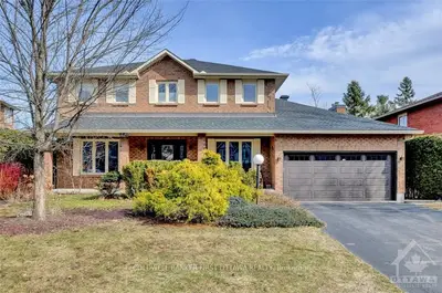 33 Kimmins Court, Kanata, On K2k 2m4
