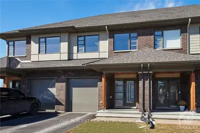 146 Larimar Circle, Blossom Park - Airport And Area, On K1x 0b6