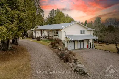 2069 CONCESSION 8B Road, Lanark Highlands, ON K0G 1K0