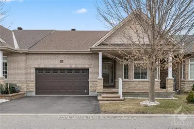 136 Maple Key, Blossom Park - Airport And Area, On K1t 0e2