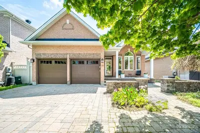 55 Grenwich Circle, Carlington - Central Park, On K2c 4g1