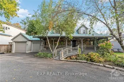 3746 Revelstoke Drive, Billings Bridge - Riverside Park And Area, On K1v 7c4
