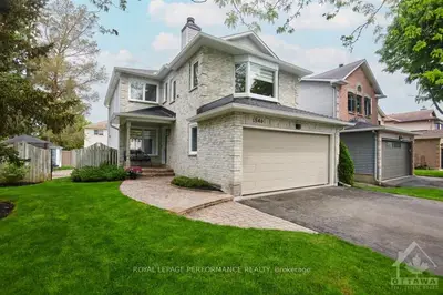 1546 Des Grives Crescent, Orleans - Convent Glen And Area, On K1c 6r7