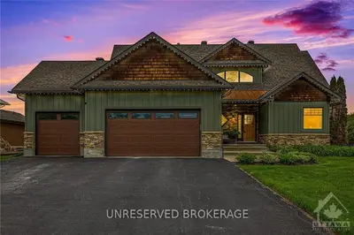 1327 South Beach Boulevard, Greely - Metcalfe - Osgoode - Vernon And Area, On K4p 0a5