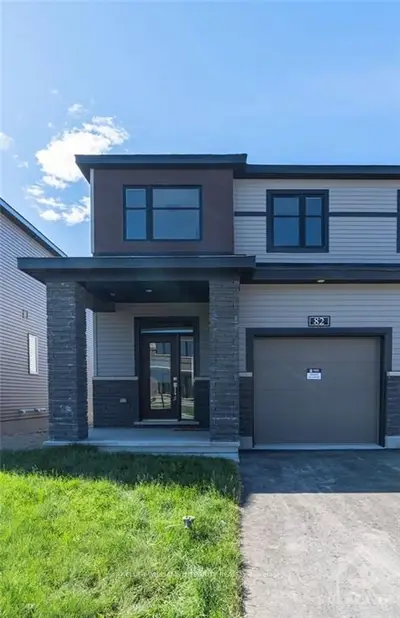 82 Osler Street, Kanata, On K2a 1h1