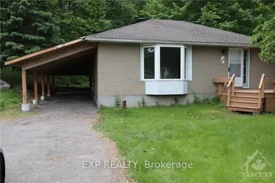 48 Vaan Drive, Tanglewood - Grenfell Glen - Pineglen, On K2g 0c6