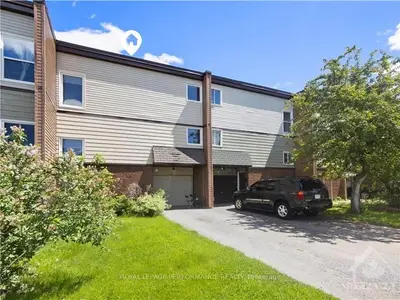 3904 Old Richmond Road, Bells Corners And South To Fallowfield, On K2h 5c4