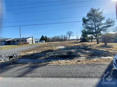 3969 Drouin Road, Clarence-rockland, On K0a 2a0