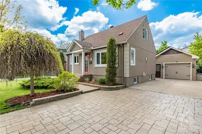 370 Jean Talon Street, Vanier And Kingsview Park, On K1l 6t9