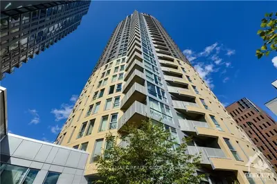 40 Nepean Street 1505, Ottawa Centre, On K2p 0x5
