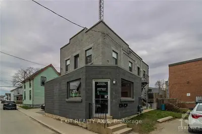75 John Street, Brockville, On K6v 5b1