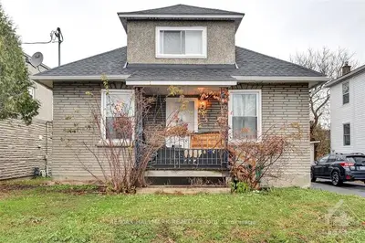 319 Shakespeare Street, Vanier And Kingsview Park, On K1l 5m1