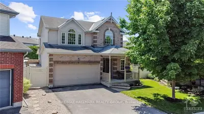 Detached in Barrhaven