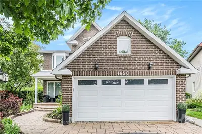 Detached in Orleans - Convent Glen and Area