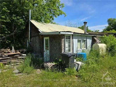 Detached in Greely - Metcalfe - Osgoode - Vernon and Area