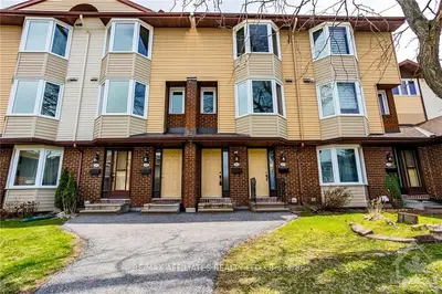 207 Harriot, Hunt Club - South Keys And Area, On K1t 3c9
