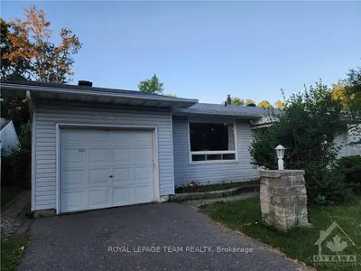 1013 Cadboro Road, Cyrville - Carson Grove - Pineview, On K1j 8c8