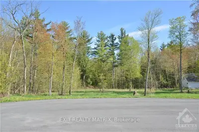 1954 Claudette Drive, Clarence-rockland, On K4k 1k7