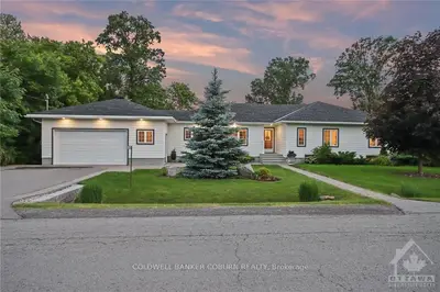 Detached in Manotick - Kars - Rideau Twp and Area