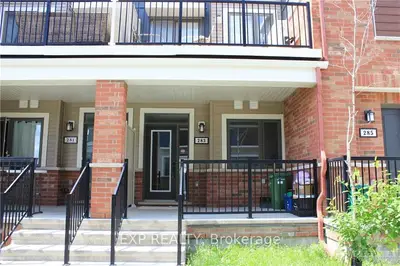 Condo Apartment in Barrhaven