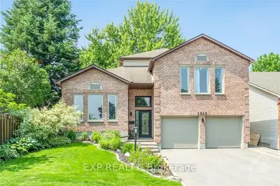 Detached in Orleans - Convent Glen and Area