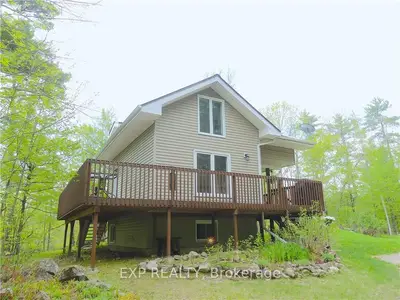 3 Merchand Road, Greater Madawaska, On K0j 1n0