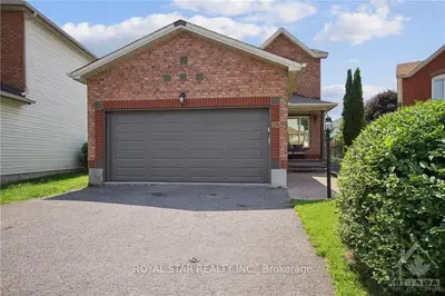 Detached in Barrhaven