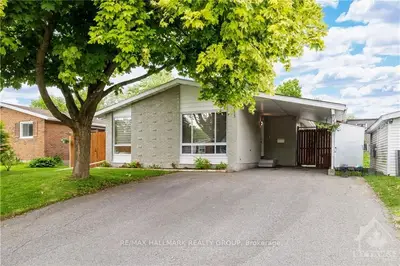 Detached in Elmvale Acres and Area