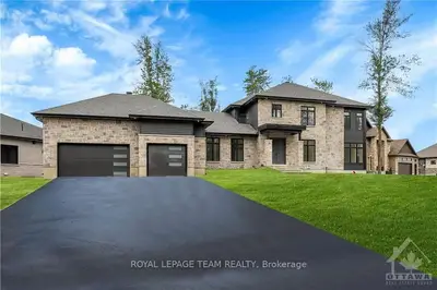 Detached in Greely - Metcalfe - Osgoode - Vernon and Area