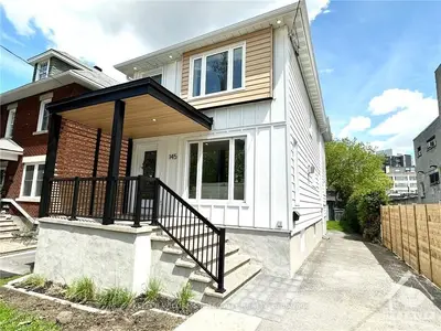 Detached in Tunneys Pasture and Ottawa West