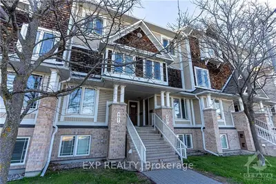 Condo Apartment in Barrhaven