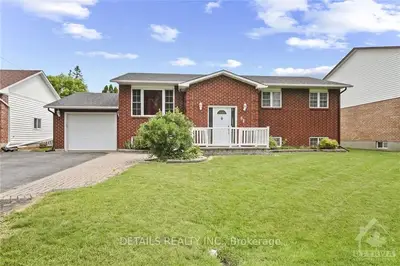 Detached in North Dundas