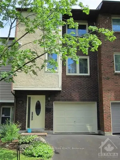Condo Townhouse in Hunt Club - Windsor Park Village and Area