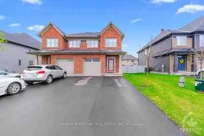 Semi-Detached in Russell