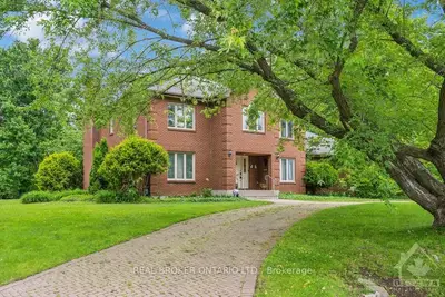 Detached in Bells Corners and South to Fallowfield