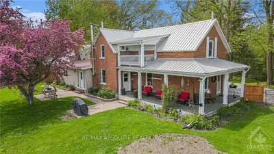 215 Poole Street, Mcnab/braeside, On K7s 1j1